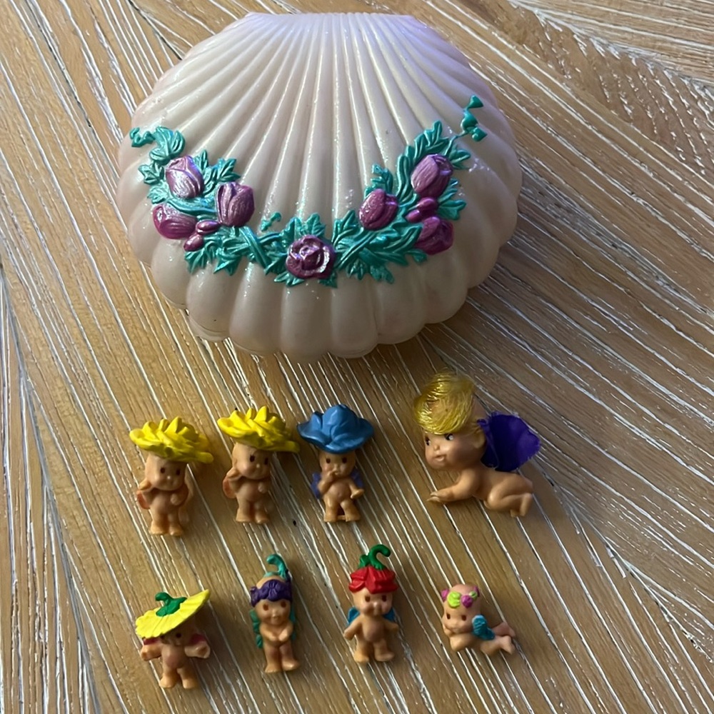 1993 Lot of 8 Kenner Fairy Winkles & Sweet Dreams Glitter compact